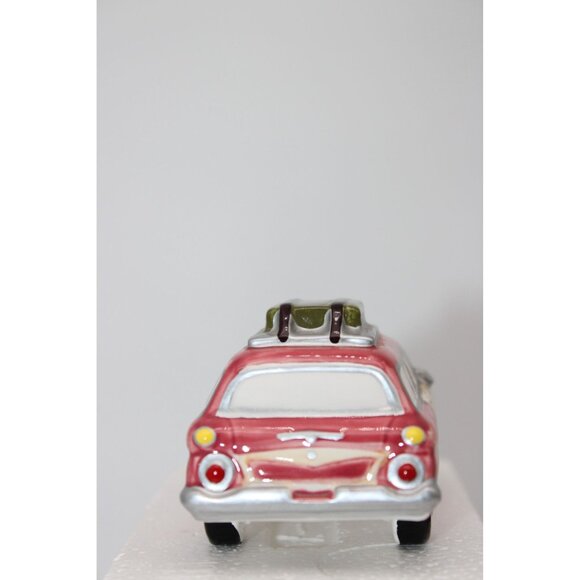 Dept 56 Snow Village - Classic Cars, Station Wagon - Picture 4 of 6